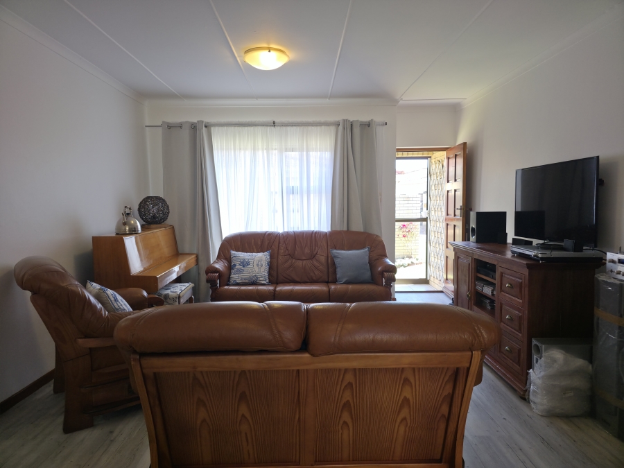3 Bedroom Property for Sale in Jeffreys Bay Central Eastern Cape